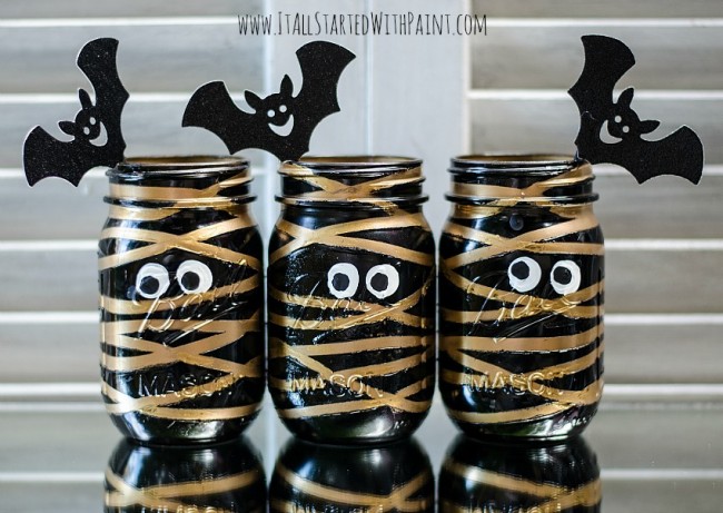 mummy-mason-jars-painted-4-watermarked