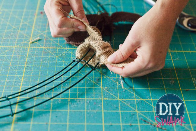 DIY Burlap Rag Wreath-4