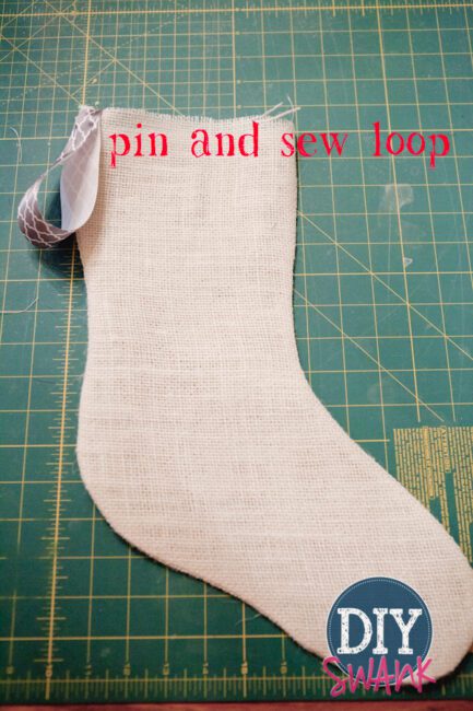 A simple no cuff DIY burlap stocking tutorial.